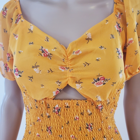 Yellow Floral Cut-Out Tiered Mini Sundress - Picture 6 of 14